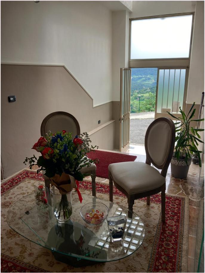 Hotel Il Castello Di Venere Rota d'Imagna Exterior foto